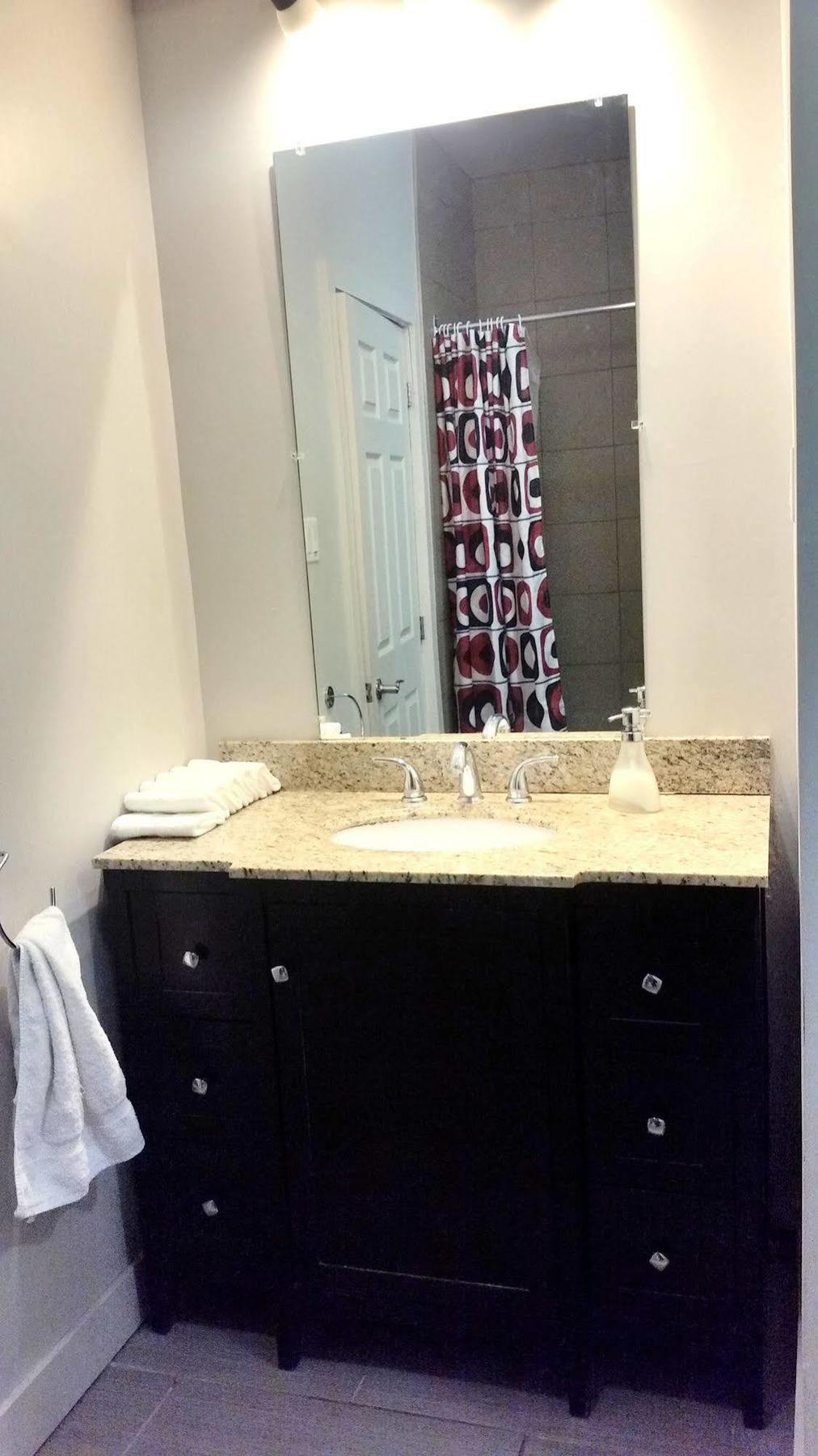 Auberge Reboot Hostel Montréal Dış mekan fotoğraf