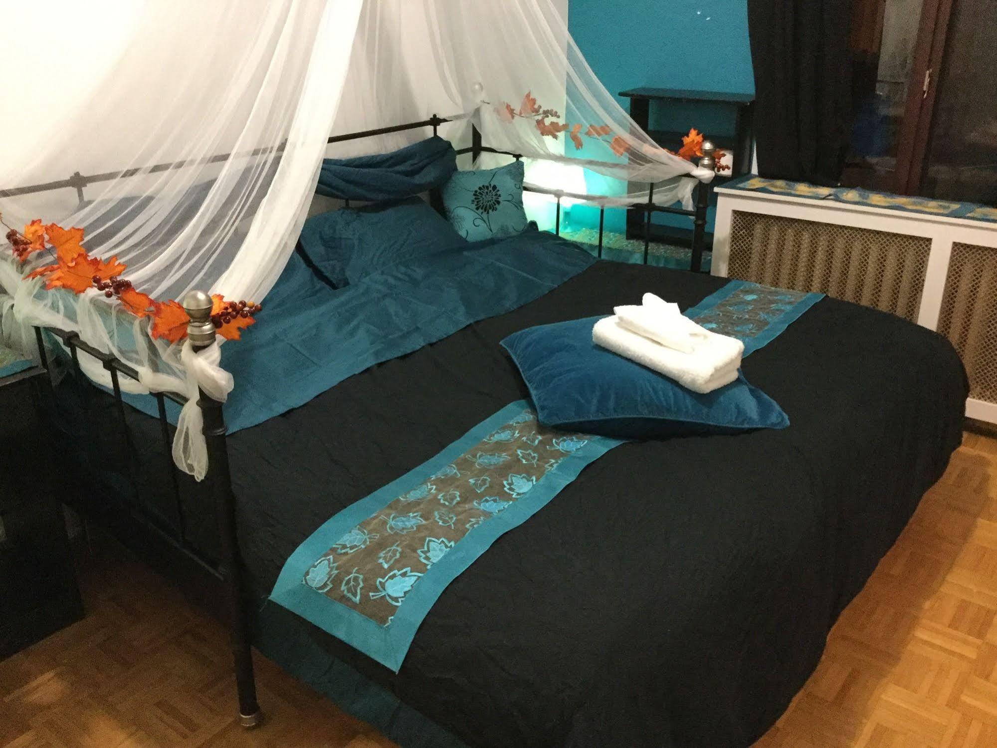 Auberge Reboot Hostel Montréal Dış mekan fotoğraf