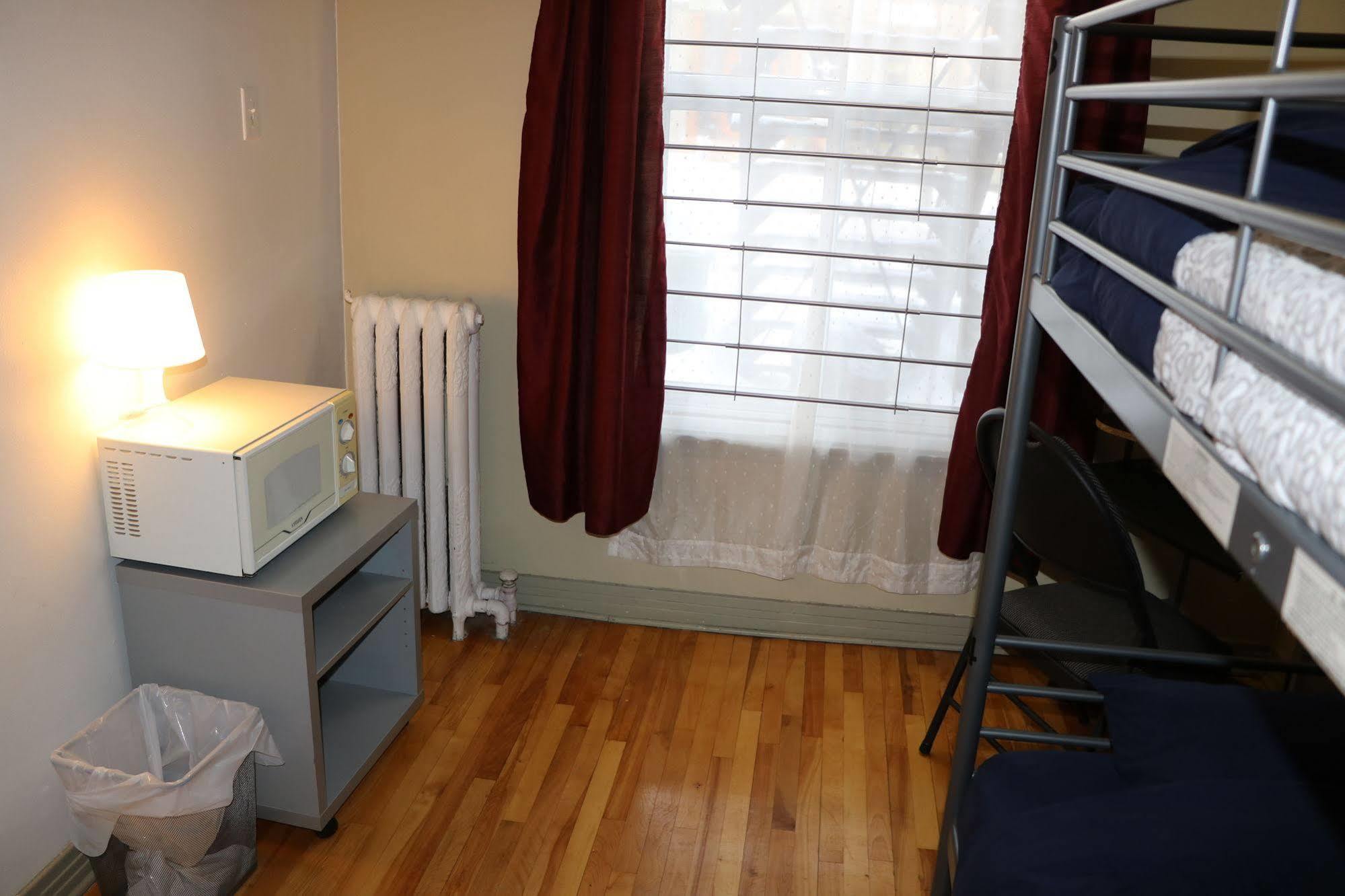 Auberge Reboot Hostel Montréal Dış mekan fotoğraf