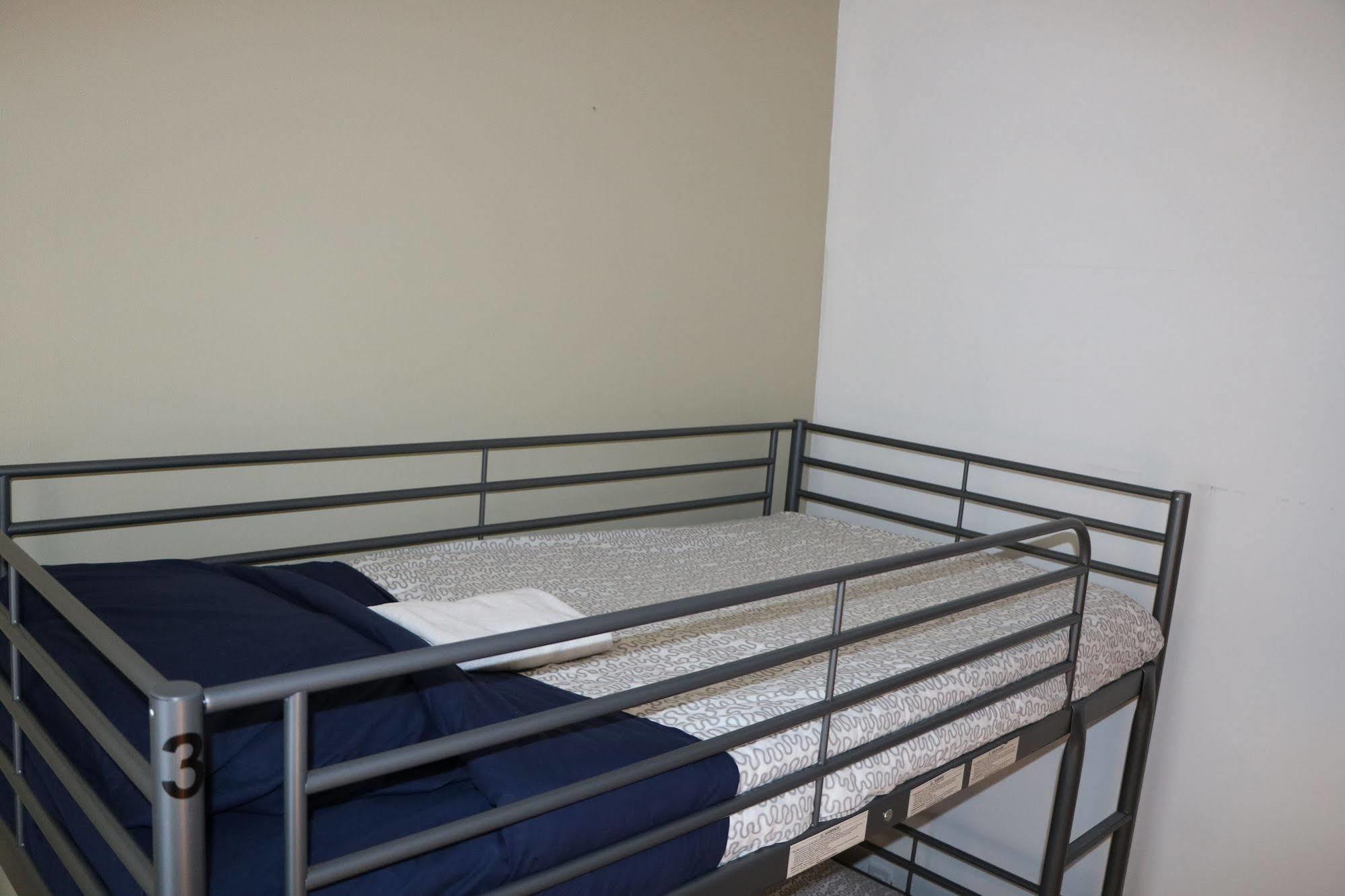 Auberge Reboot Hostel Montréal Dış mekan fotoğraf